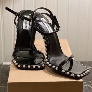 Steve Madden Zelle Black Heels
